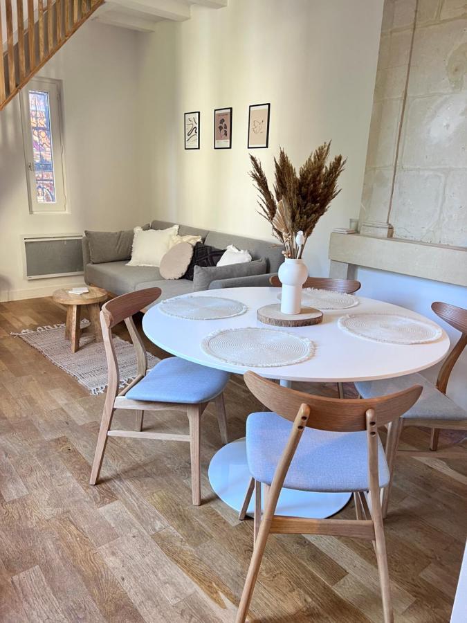 Le Jeanne, Appartement En Duplex Proche Forteresse Et Centre Ville Шинон Экстерьер фото