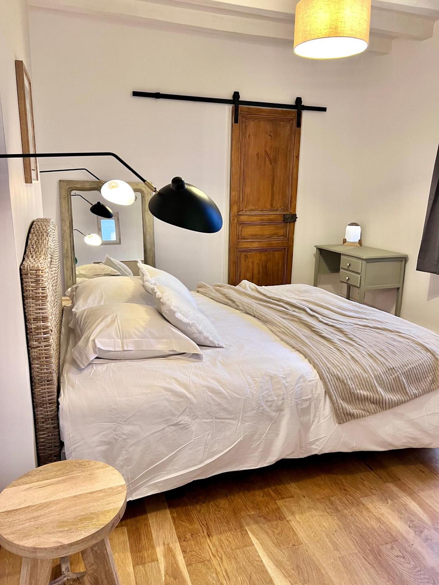 Le Jeanne, Appartement En Duplex Proche Forteresse Et Centre Ville Шинон Экстерьер фото