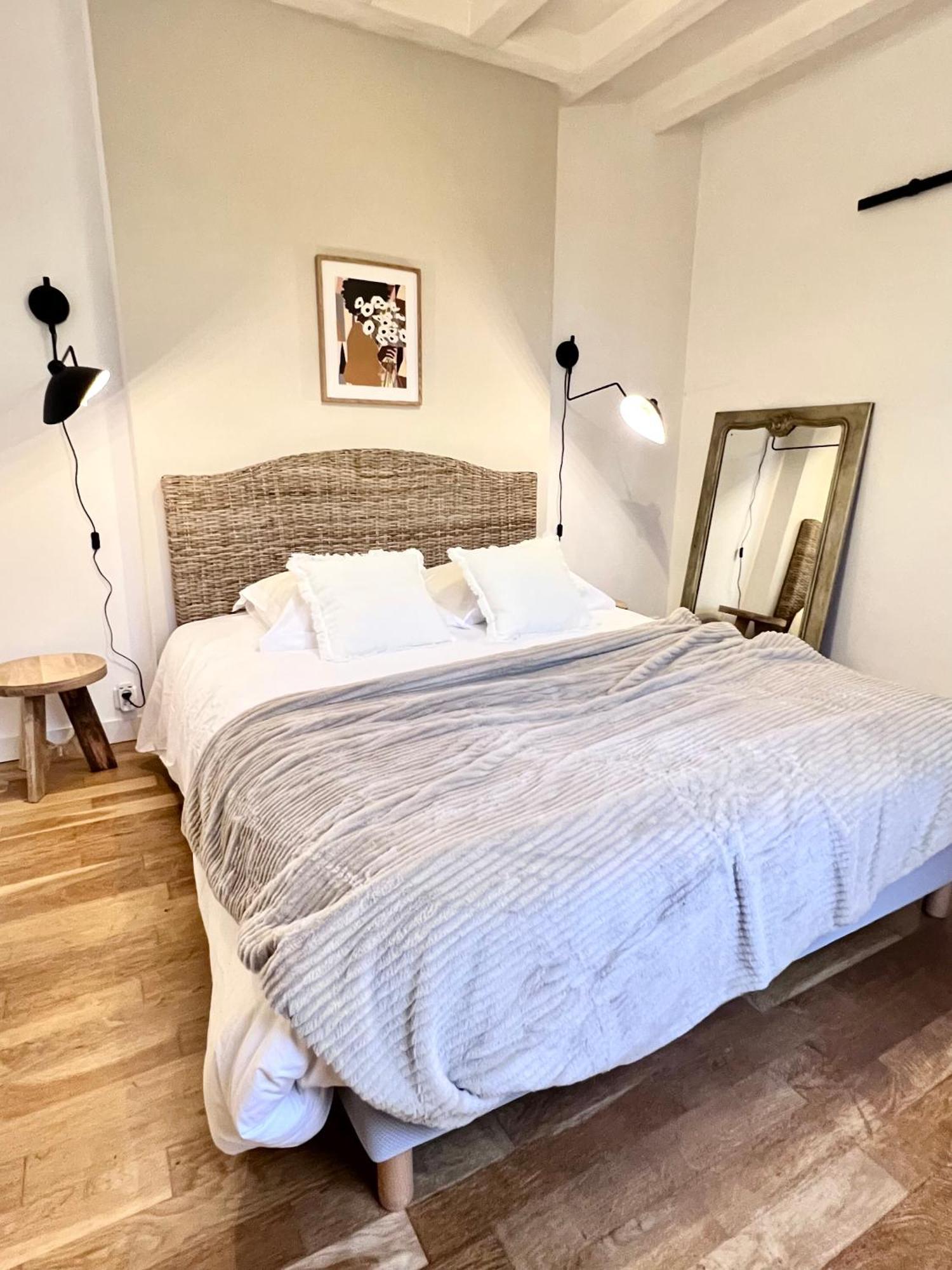 Le Jeanne, Appartement En Duplex Proche Forteresse Et Centre Ville Шинон Экстерьер фото